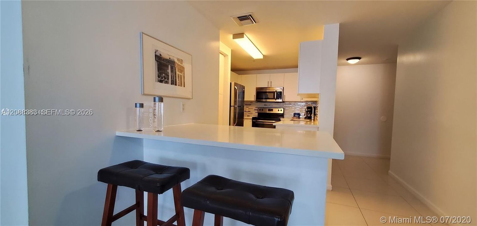 В аренду: $3,600 (2 спален, 2 ванн, 950 Квадратных фут)