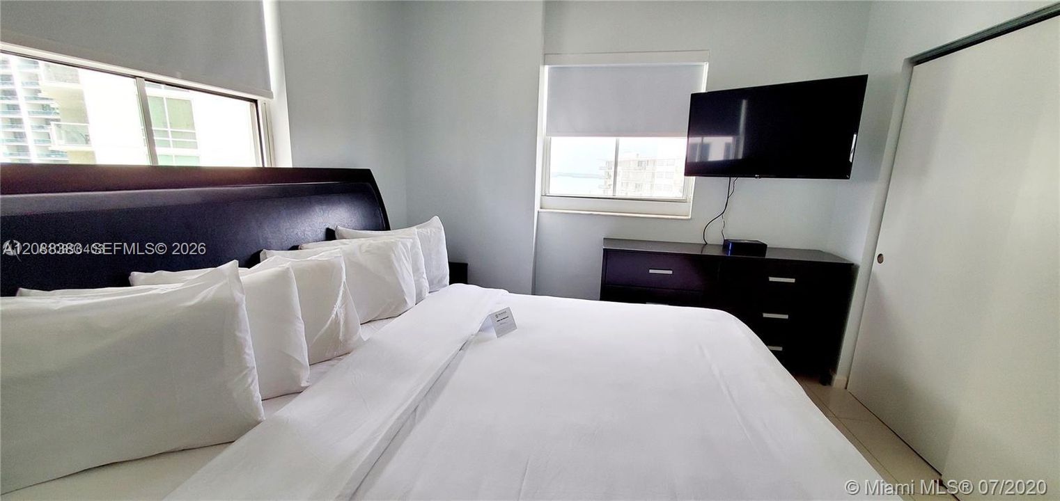 В аренду: $3,600 (2 спален, 2 ванн, 950 Квадратных фут)