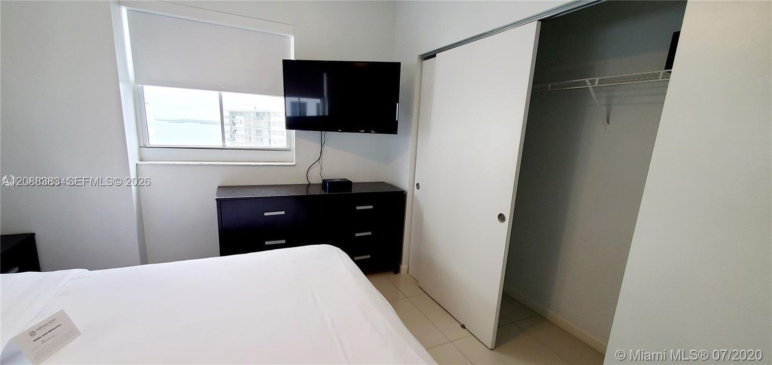 В аренду: $3,600 (2 спален, 2 ванн, 950 Квадратных фут)