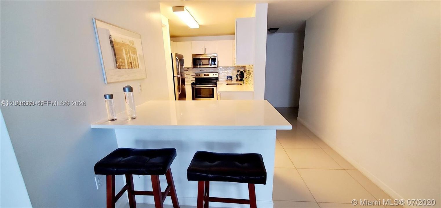 В аренду: $3,600 (2 спален, 2 ванн, 950 Квадратных фут)