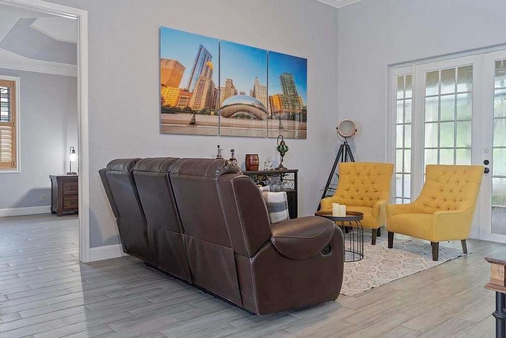 5734 NW 50th Dr - - 554