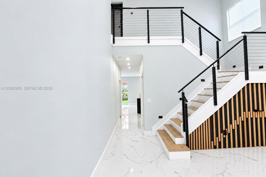 На продажу: $645,000 (3 спален, 3 ванн, 2054 Квадратных фут)