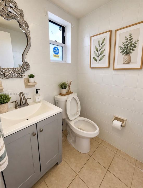 For Rent: $2,300 (2 beds, 1 baths, 1025 Square Feet)