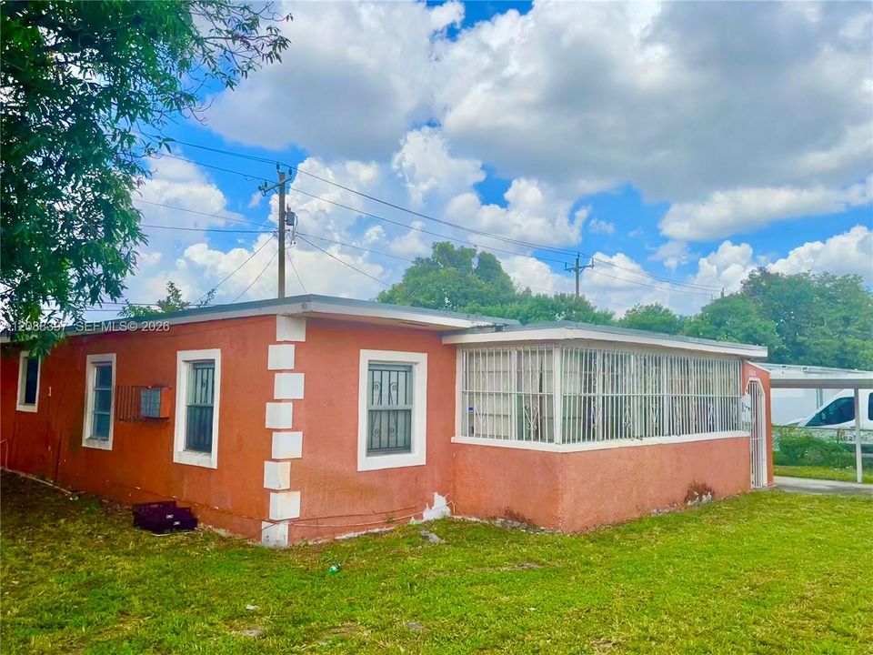 En Venta: $284,999 (3 camas, 1 baños, 1470 Pies cuadrados)