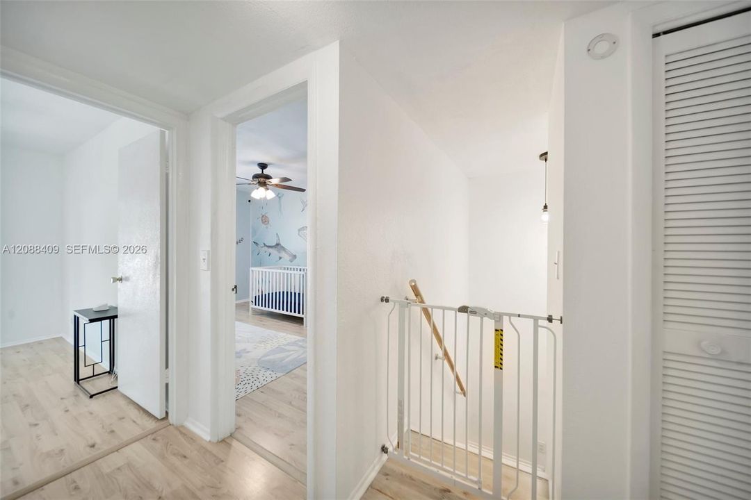 For Sale: $345,000 (3 beds, 2 baths, 1330 Square Feet)