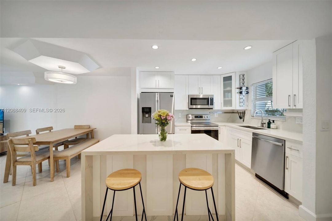 For Sale: $345,000 (3 beds, 2 baths, 1330 Square Feet)