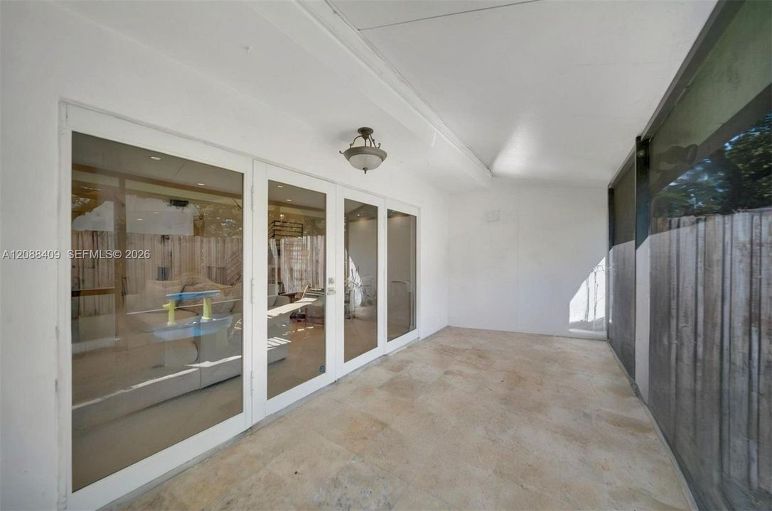 For Sale: $345,000 (3 beds, 2 baths, 1330 Square Feet)