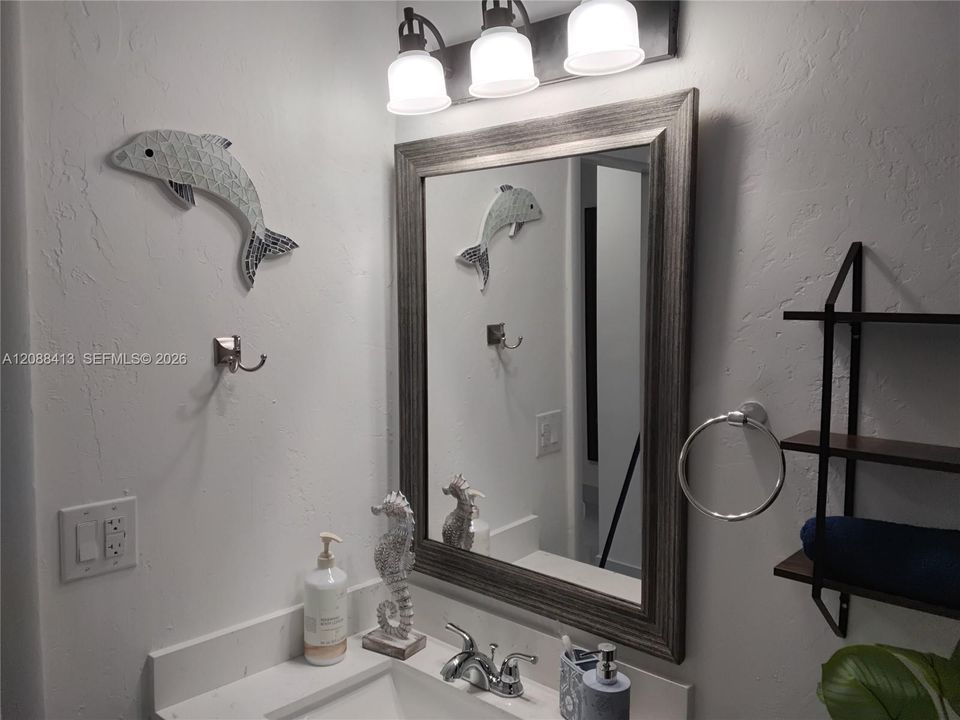 For Rent: $4,500 (3 beds, 1 baths, 1395 Square Feet)