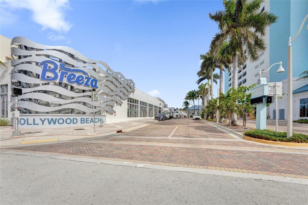 For Sale: $369,000 (2 beds, 2 baths, 1230 Square Feet)