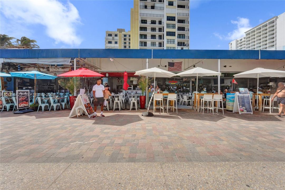 For Sale: $369,000 (2 beds, 2 baths, 1230 Square Feet)