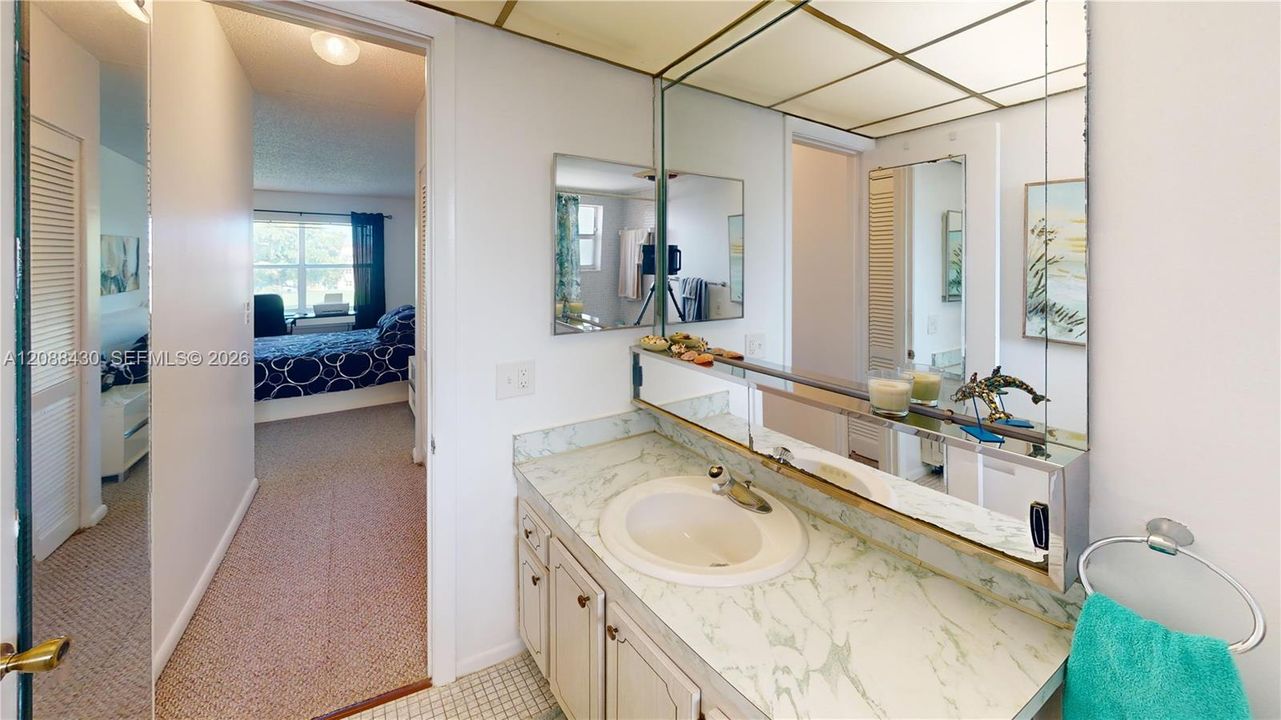 For Sale: $84,000 (1 beds, 1 baths, 750 Square Feet)