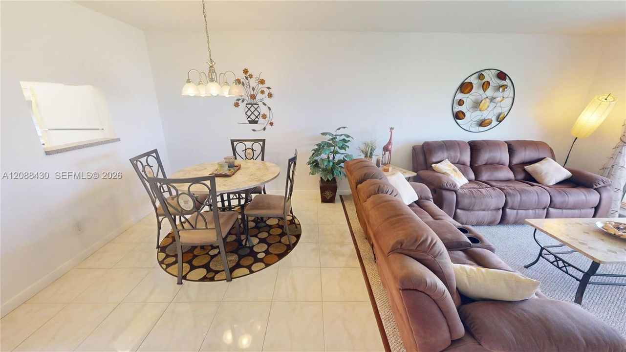 For Sale: $84,000 (1 beds, 1 baths, 750 Square Feet)