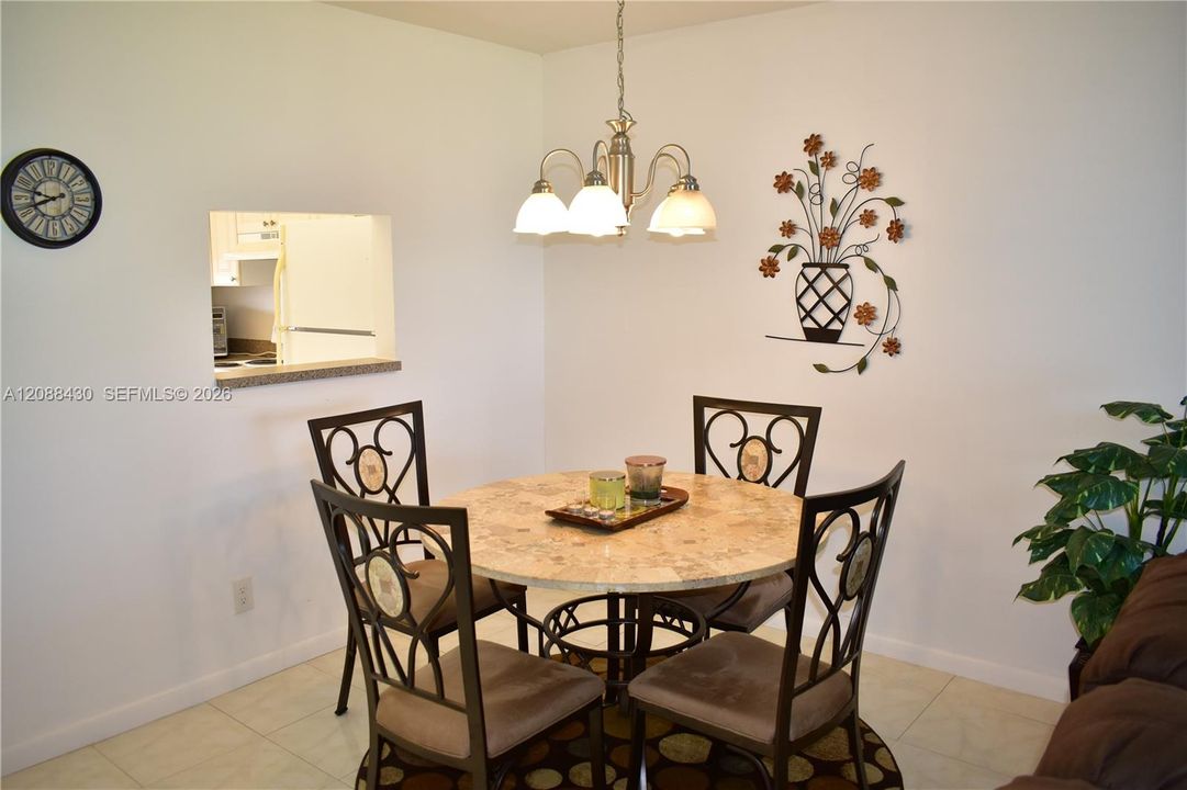 For Sale: $84,000 (1 beds, 1 baths, 750 Square Feet)