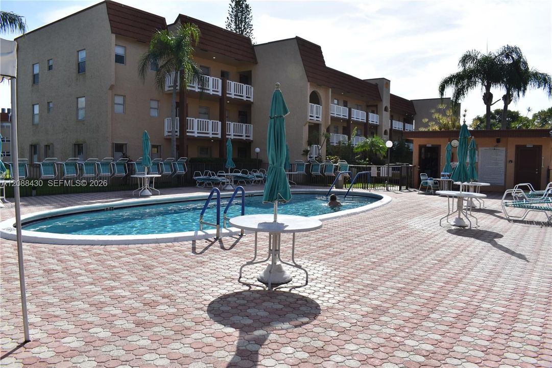 For Sale: $84,000 (1 beds, 1 baths, 750 Square Feet)