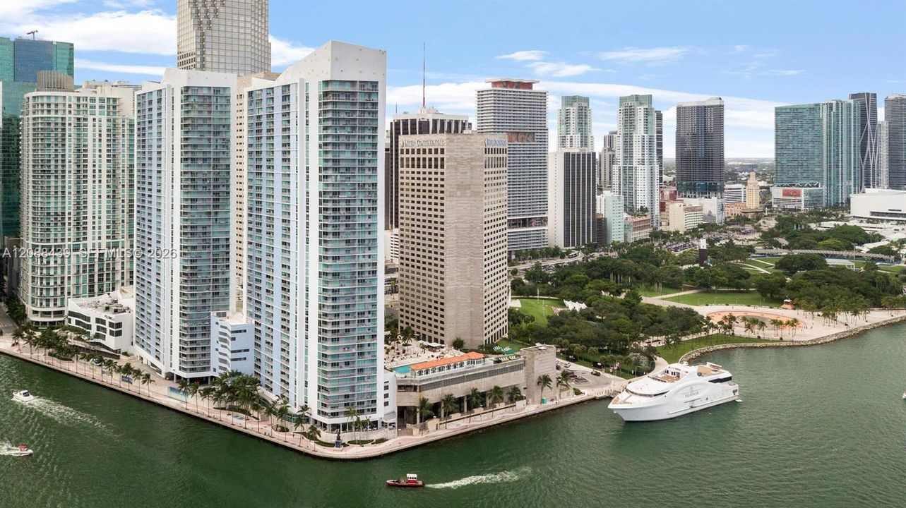 For Rent: $3,150 (1 beds, 1 baths, 846 Square Feet)