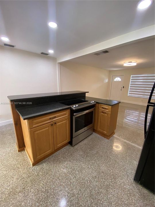 В аренду: $2,900 (3 спален, 2 ванн, 1350 Квадратных фут)