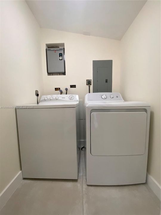 В аренду: $2,900 (3 спален, 2 ванн, 1350 Квадратных фут)