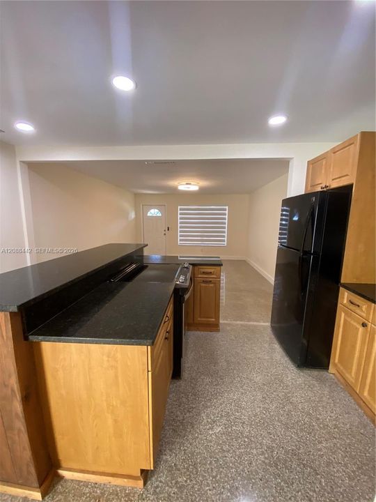 В аренду: $2,900 (3 спален, 2 ванн, 1350 Квадратных фут)