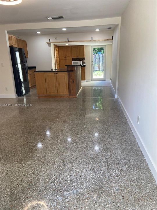 В аренду: $2,900 (3 спален, 2 ванн, 1350 Квадратных фут)