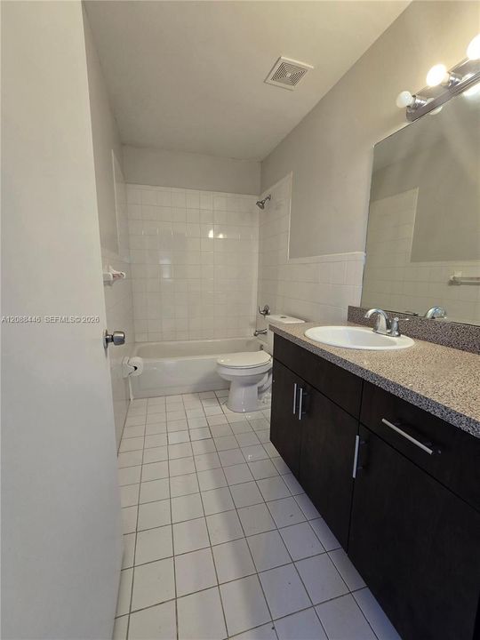 For Rent: $2,650 (3 beds, 2 baths, 1356 Square Feet)