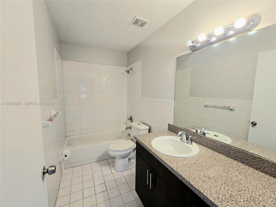 For Rent: $2,650 (3 beds, 2 baths, 1356 Square Feet)