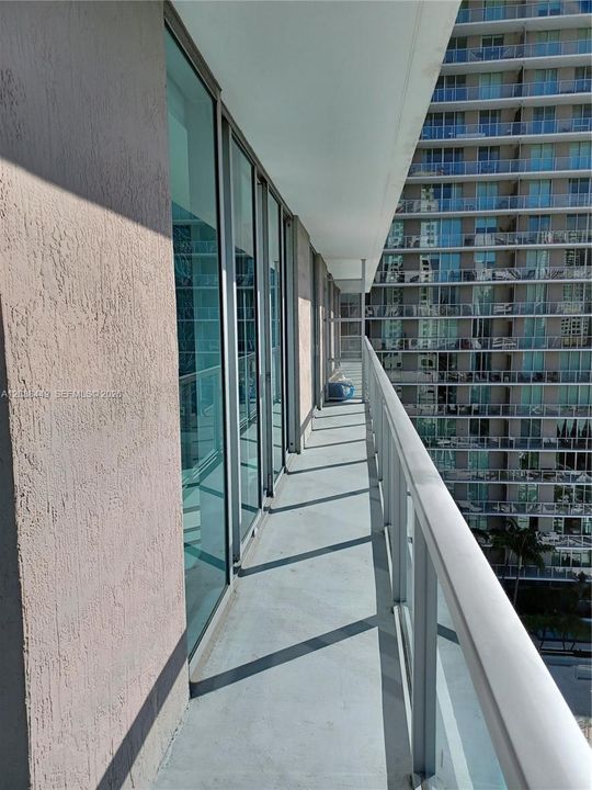 For Rent: $4,000 (2 beds, 2 baths, 1174 Square Feet)