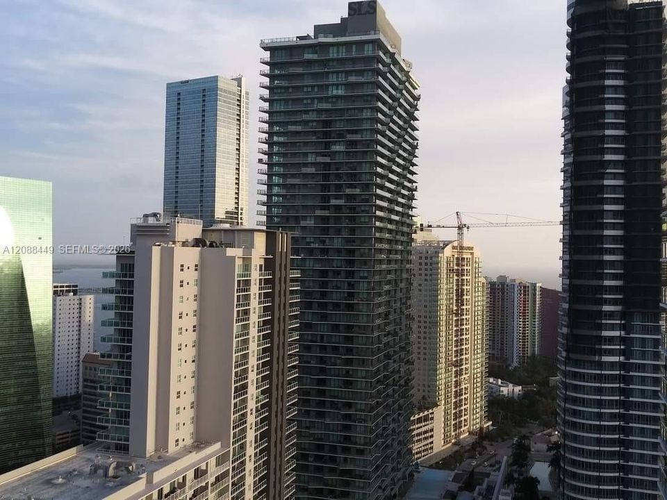 For Rent: $4,000 (2 beds, 2 baths, 1174 Square Feet)