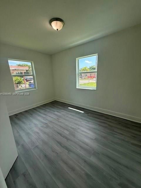 В аренду: $2,250 (3 спален, 1 ванн, 0 Квадратных фут)