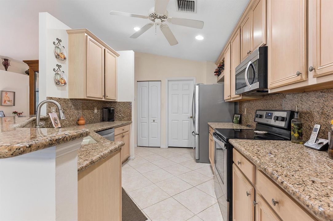 GRANITE COUNTERS