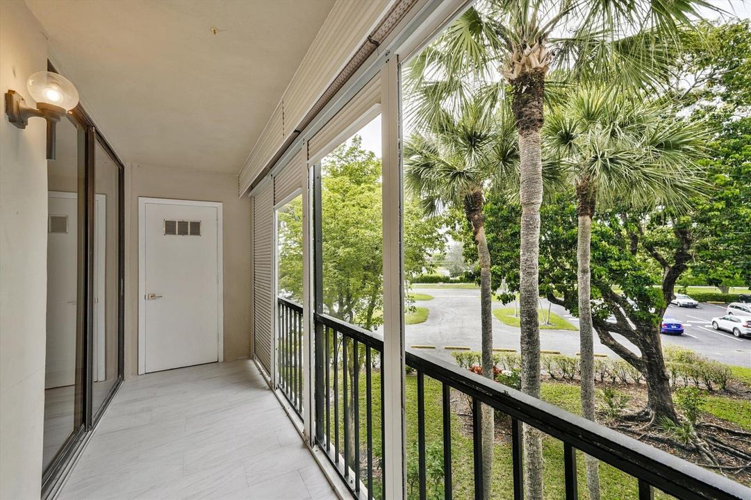 23-5220 Las Verdes Circle Unit 321-23