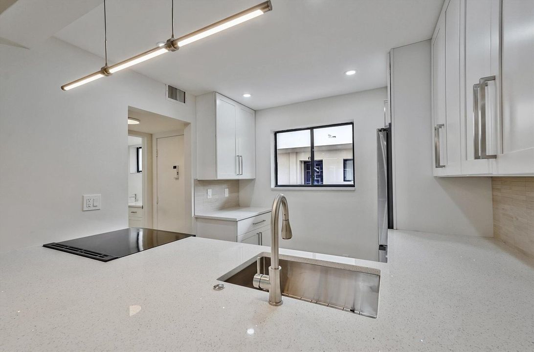 07-5220 Las Verdes Circle Unit 321-7