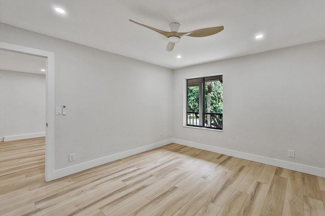 18-5220 Las Verdes Circle Unit 321-18