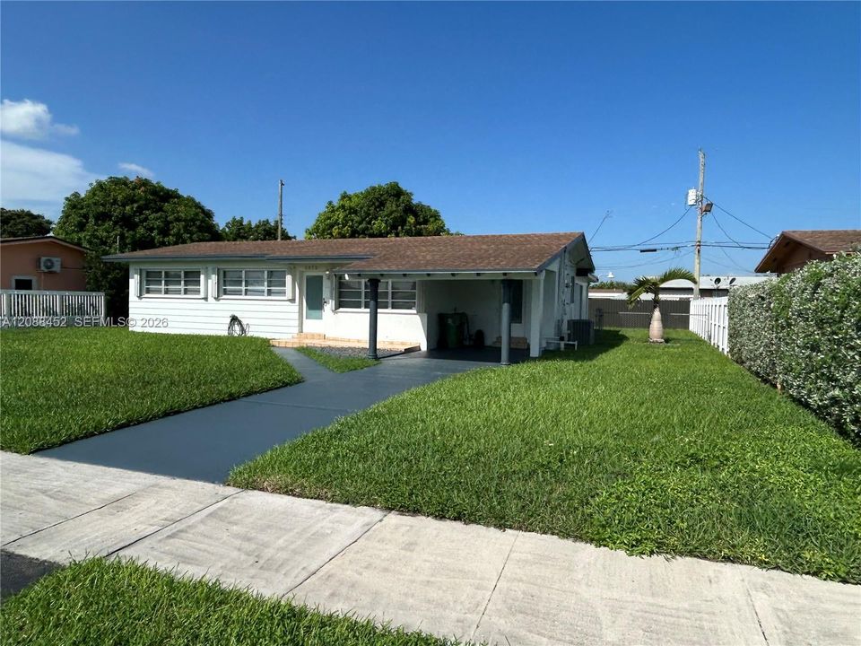 For Rent: $3,500 (3 beds, 2 baths, 1666 Square Feet)
