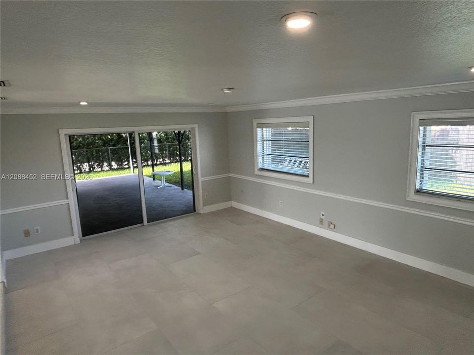 For Rent: $3,500 (3 beds, 2 baths, 1666 Square Feet)