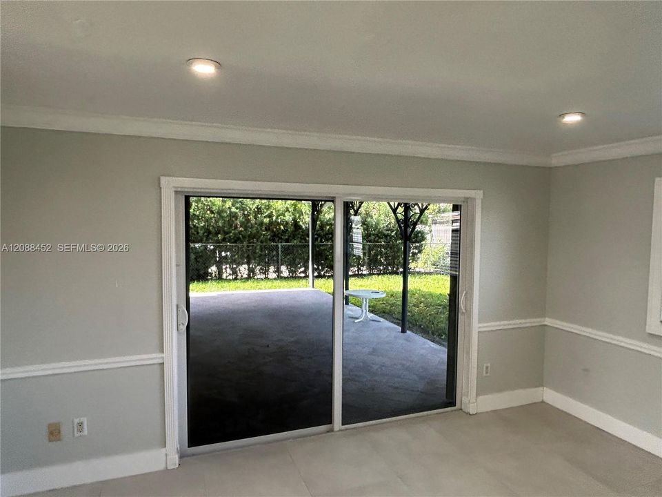 For Rent: $3,500 (3 beds, 2 baths, 1666 Square Feet)