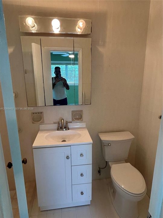 For Rent: $3,500 (3 beds, 2 baths, 1666 Square Feet)