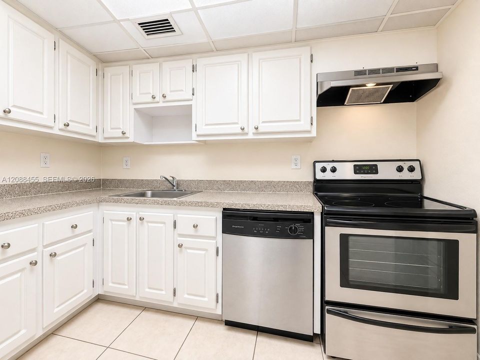 For Rent: $1,650 (1 beds, 1 baths, 673 Square Feet)
