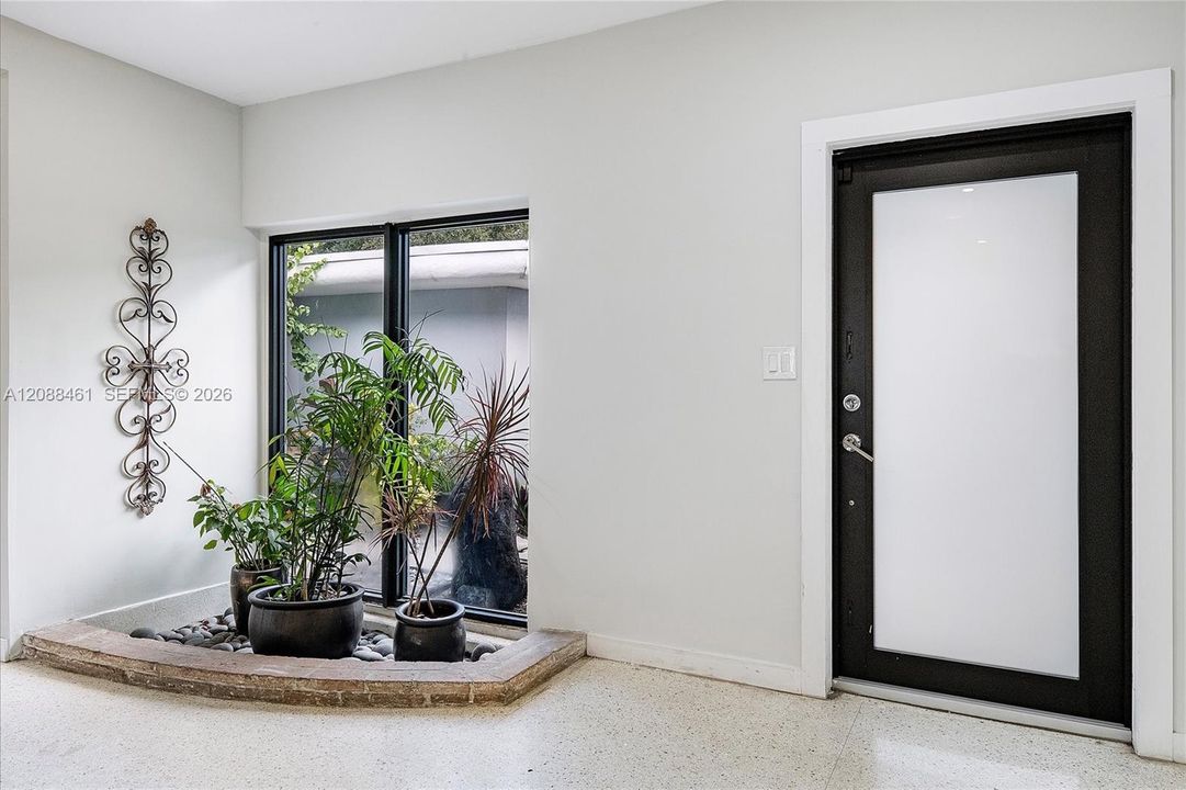 En Venta: $1,690,000 (3 camas, 2 baños, 1951 Pies cuadrados)