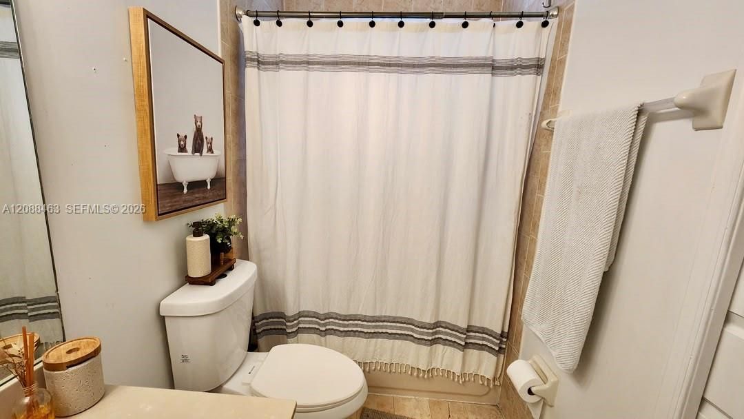 For Rent: $2,900 (3 beds, 2 baths, 1450 Square Feet)