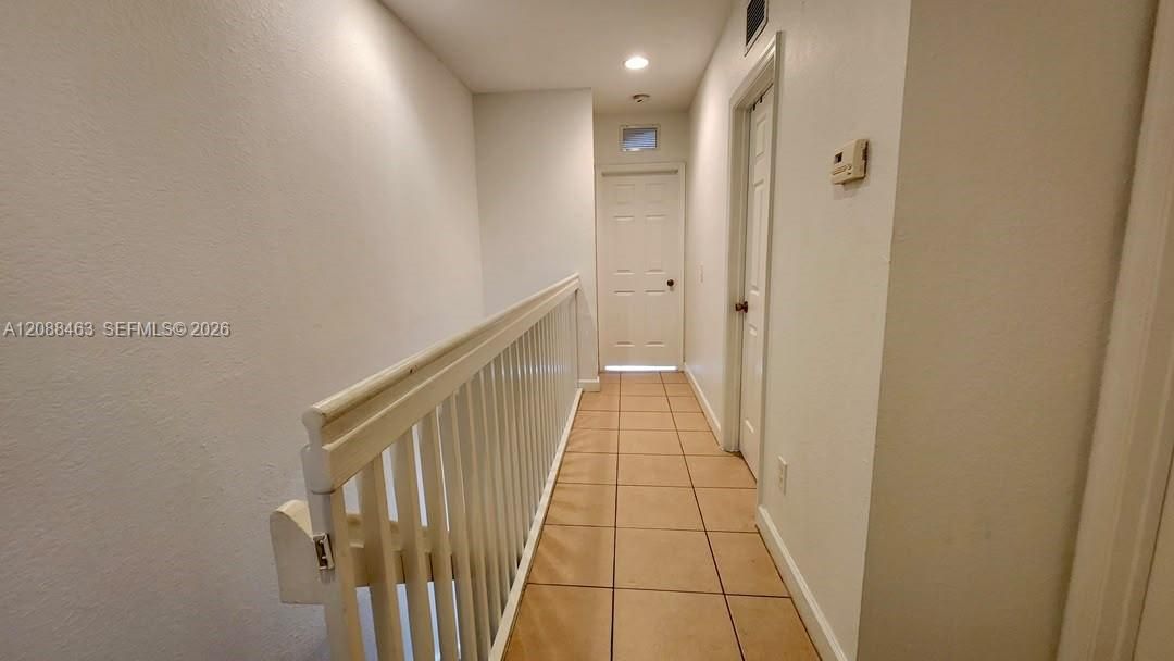 For Rent: $2,900 (3 beds, 2 baths, 1450 Square Feet)