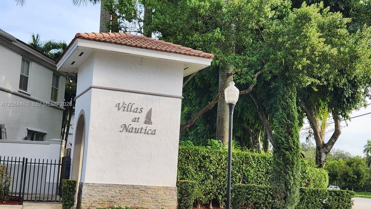 For Rent: $2,900 (3 beds, 2 baths, 1450 Square Feet)