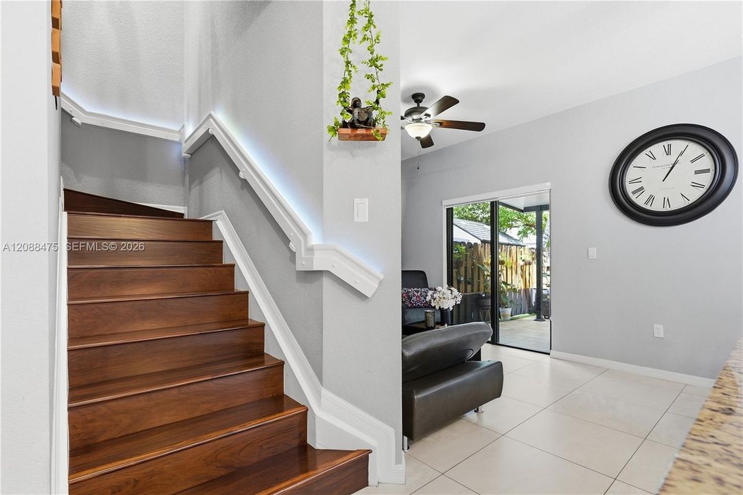 For Sale: $549,000 (3 beds, 2 baths, 1476 Square Feet)