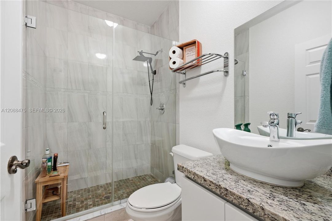 For Sale: $549,000 (3 beds, 2 baths, 1476 Square Feet)