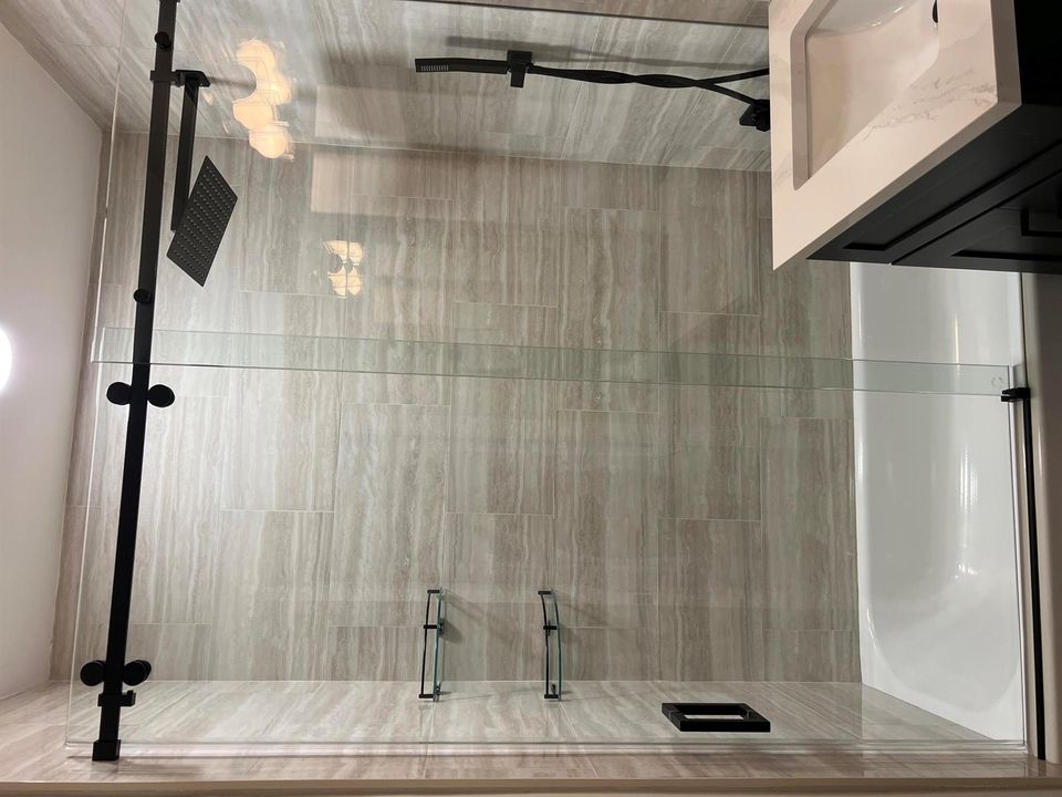 Shower with glass