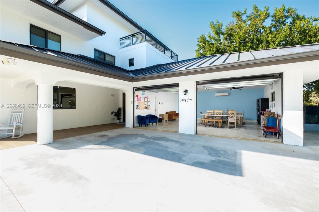 2 Car AC garage