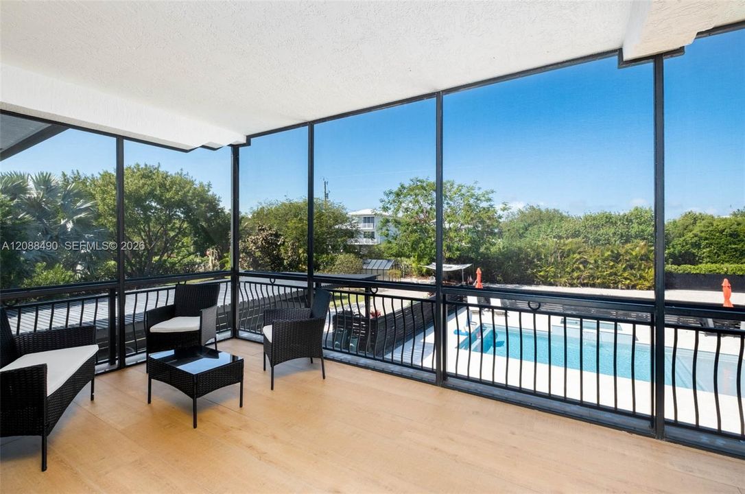 En Venta: $2,550,000 (4 camas, 3 baños, 4446 Pies cuadrados)