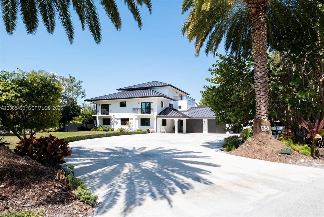 En Venta: $2,550,000 (4 camas, 3 baños, 4446 Pies cuadrados)