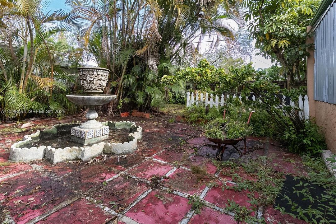 En Venta: $499,990 (3 camas, 1 baños, 1950 Pies cuadrados)