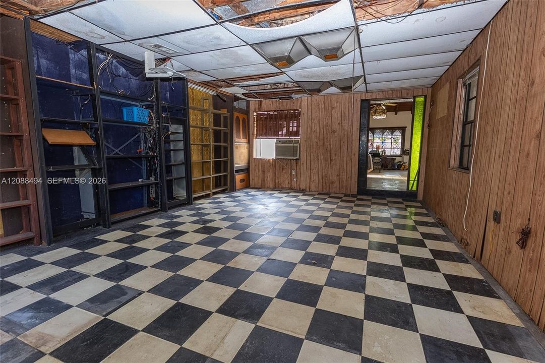 En Venta: $499,990 (3 camas, 1 baños, 1950 Pies cuadrados)