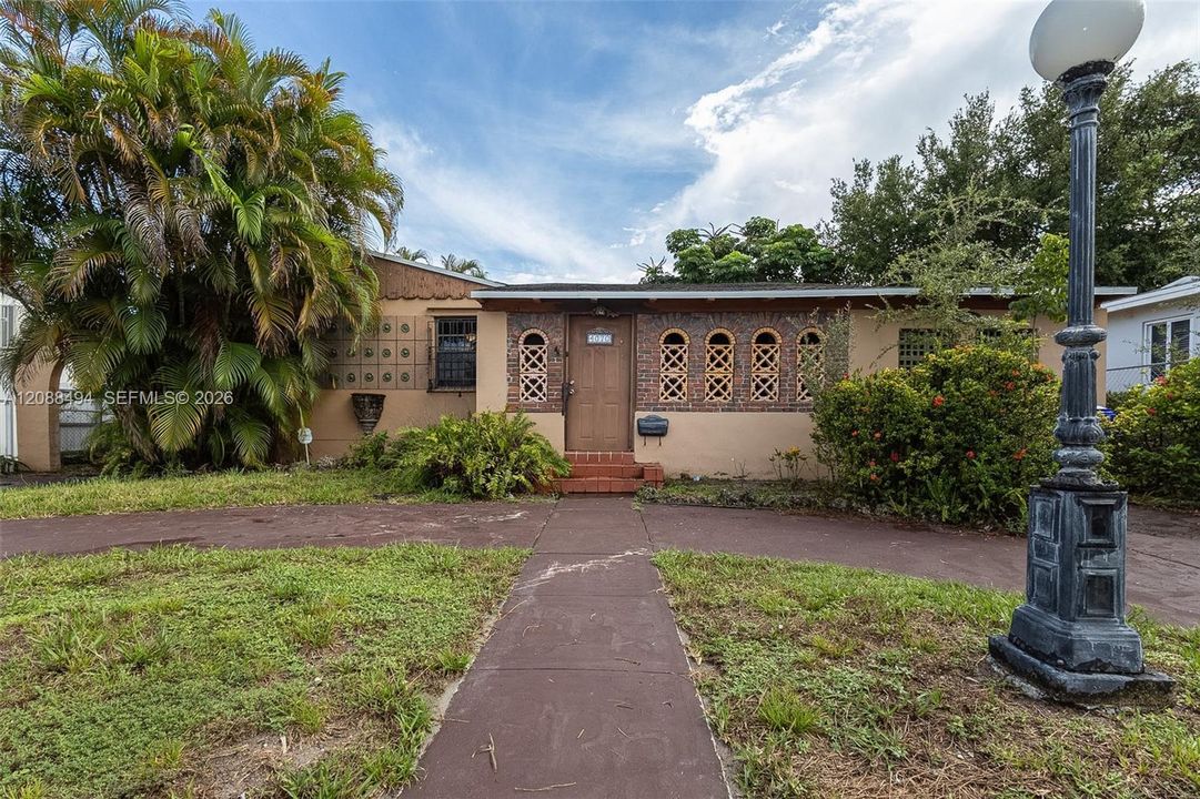 En Venta: $499,990 (3 camas, 1 baños, 1950 Pies cuadrados)